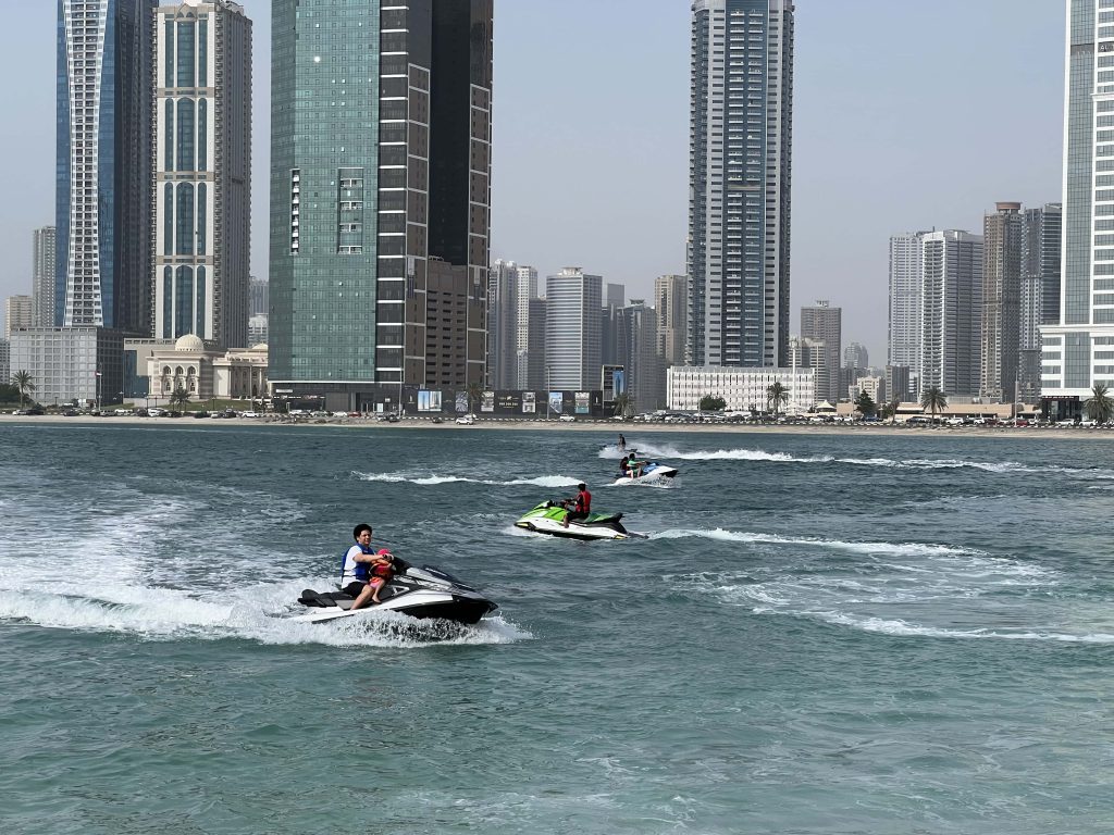 jet ski rental sharjah mamzar